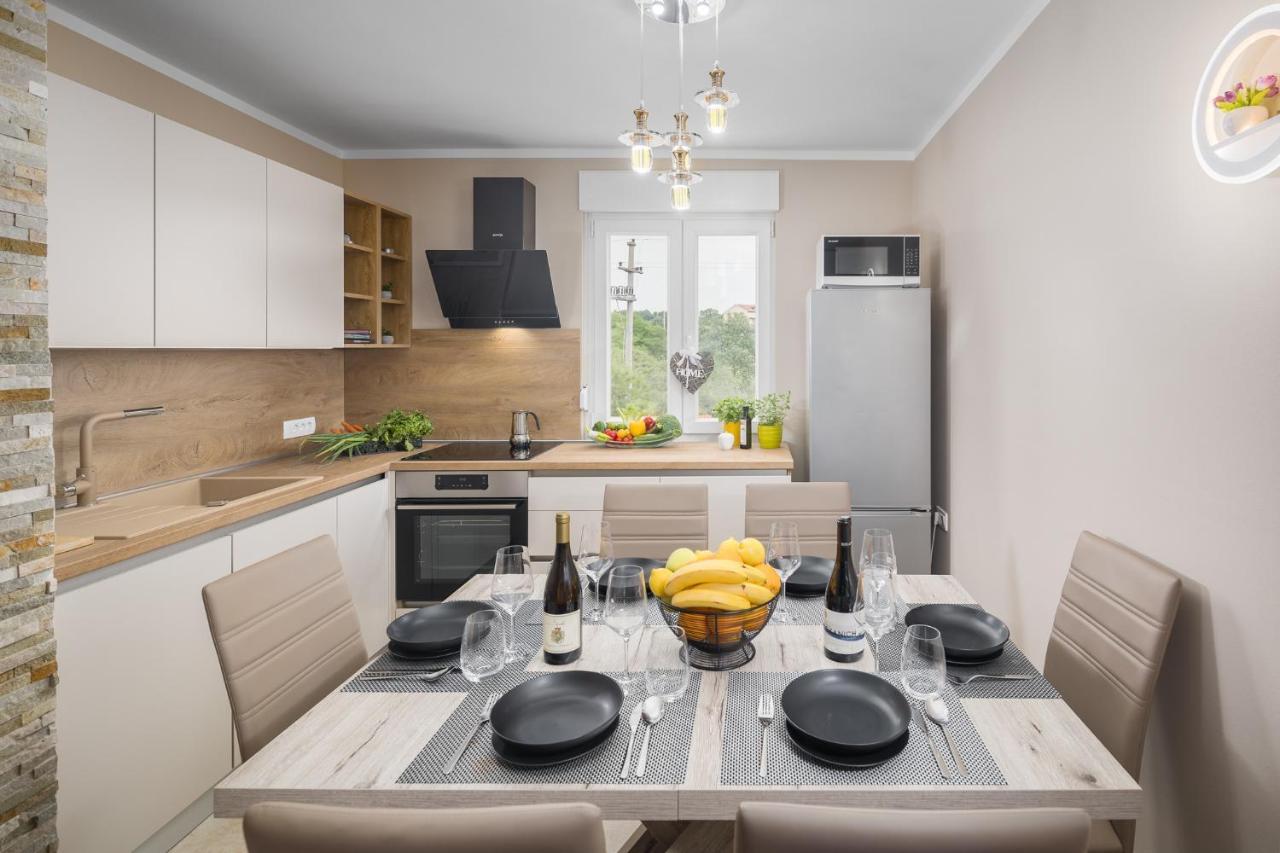 Rossini Superior Apartment Porec Bagian luar foto