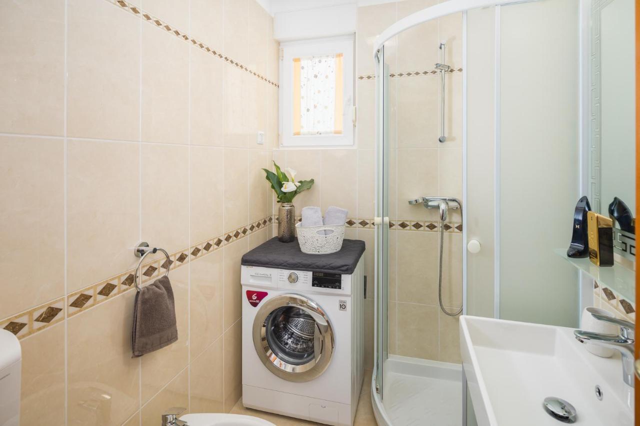 Rossini Superior Apartment Porec Bagian luar foto